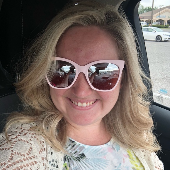 Meet your Posher, Sydney - Picture 1 of 1